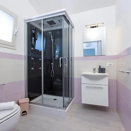 Bed and Breakfast Brezza Salina 4*