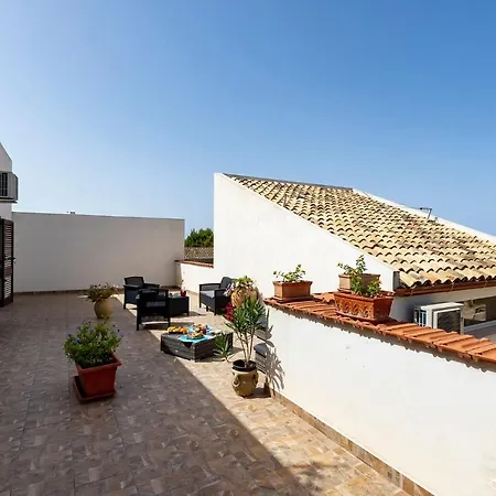 Bed & Breakfast Brezza Salina 4*